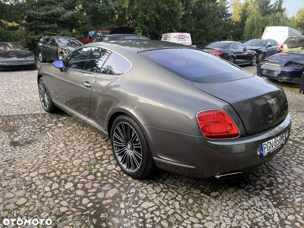 Bentley Continental GT - 13