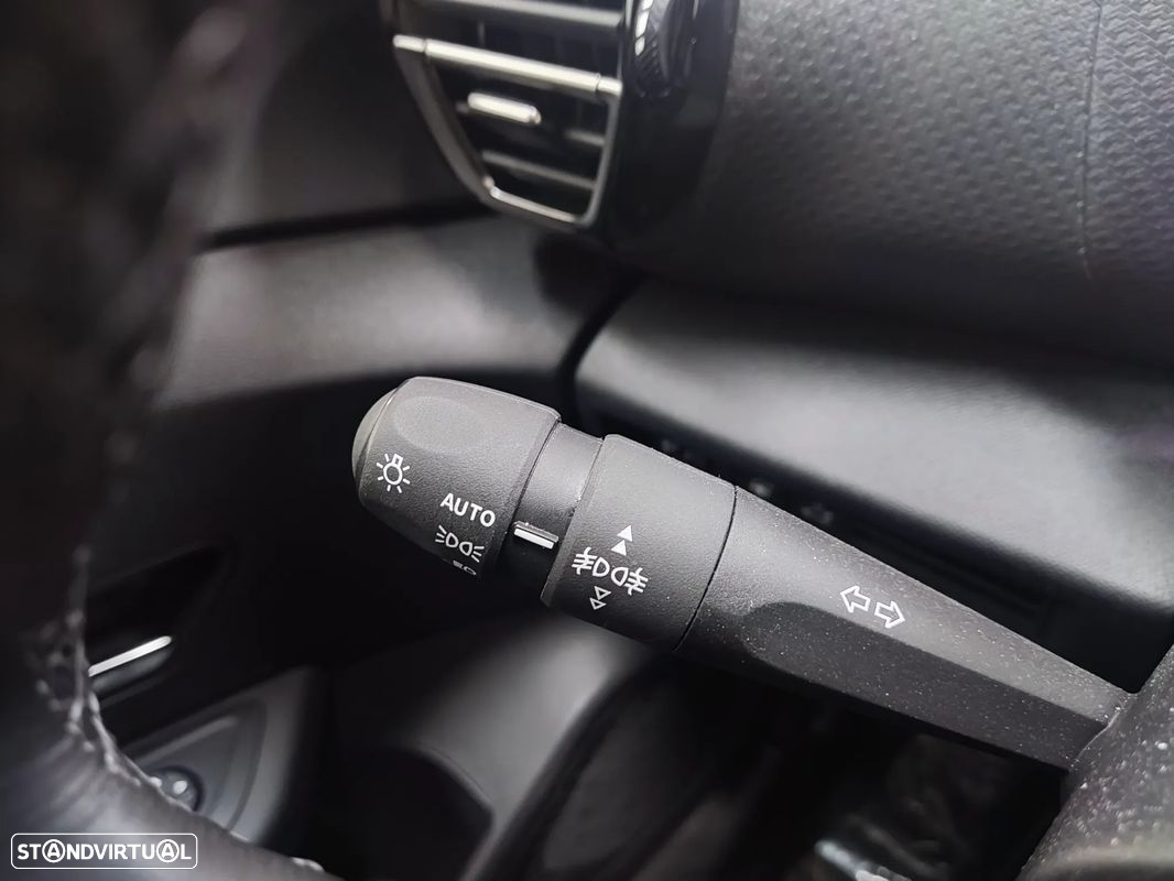 Citroën e-C4 X 50 kWh Shine - 11