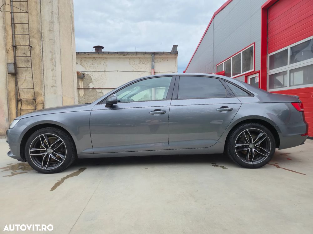 Audi A4 Limuzina 2.0 TDI DPF multitronic Attraction - 11