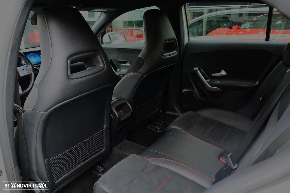 Mercedes-Benz A 180 d AMG Line Aut. - 35