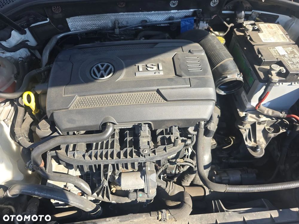 Volkswagen Golf - 18