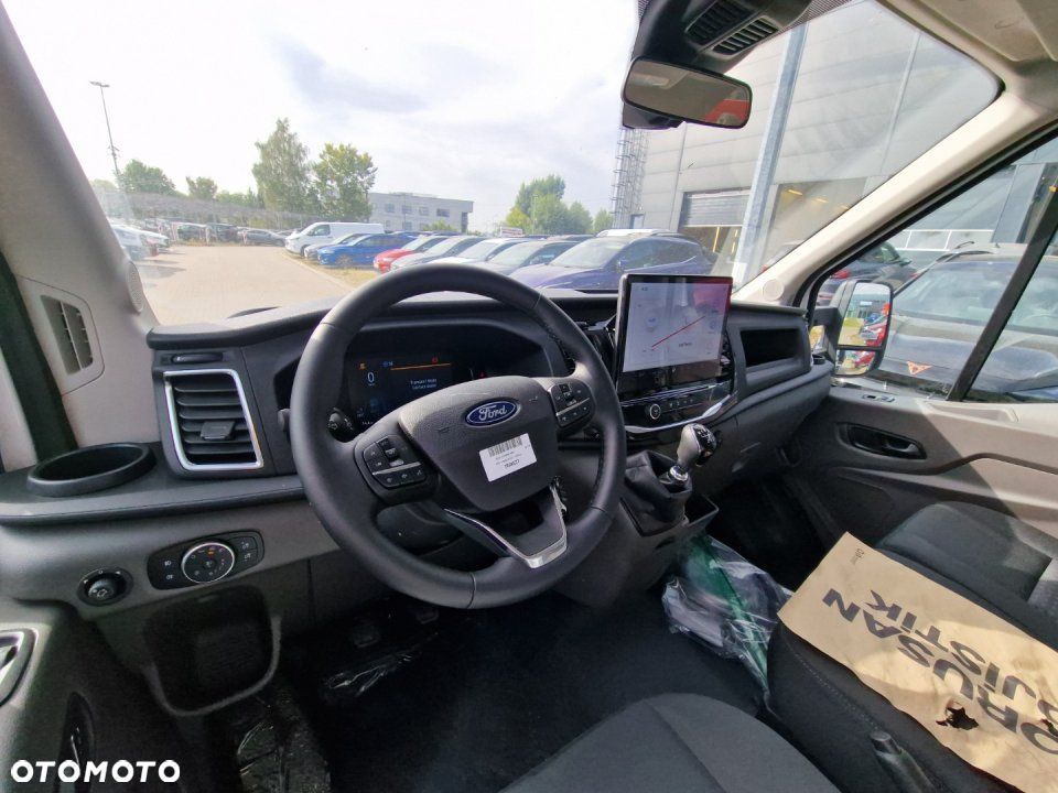 Ford Transit - 10