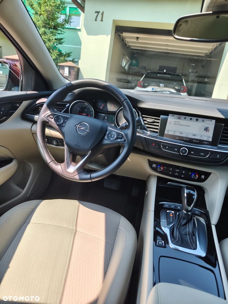 Opel Insignia 2.0 T 4x4 GSi S&S - 3