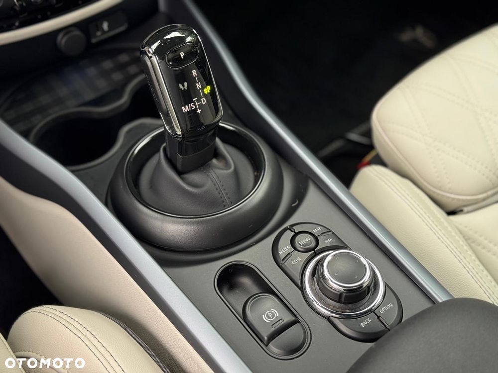 MINI Clubman Cooper - 15