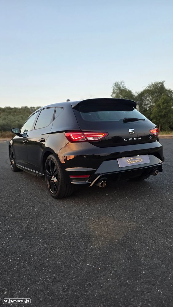 SEAT Leon 2.0 TDI DPF S&S FR - 34
