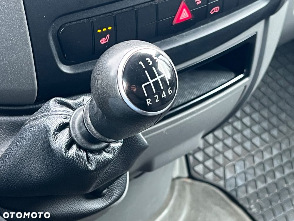 Volkswagen Crafter - 21