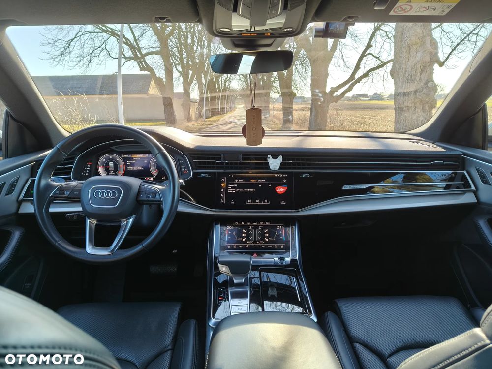 Audi Q8 - 21