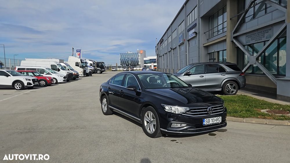 Volkswagen Passat 2.0 TDI DSG Highline - 2