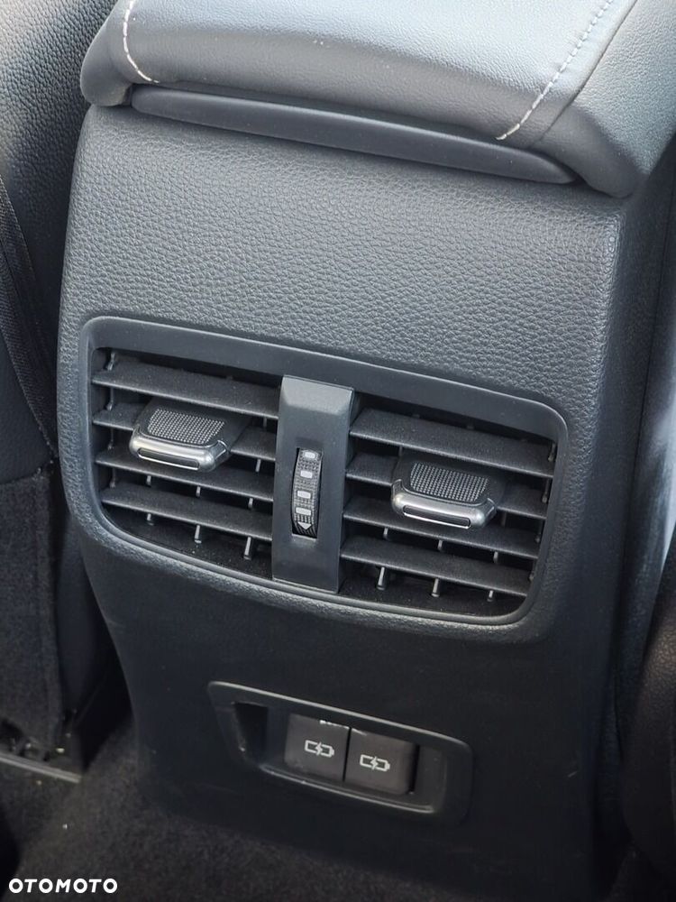 Toyota Corolla 1.8 Hybrid GR Sport - 22