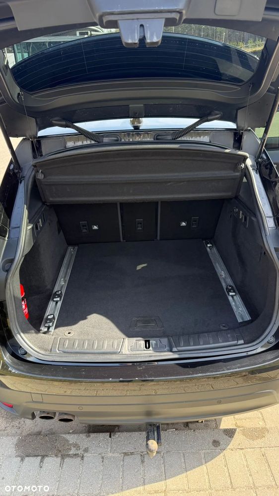 Jaguar F-Pace 2.0 i4D AWD R-Sport - 27