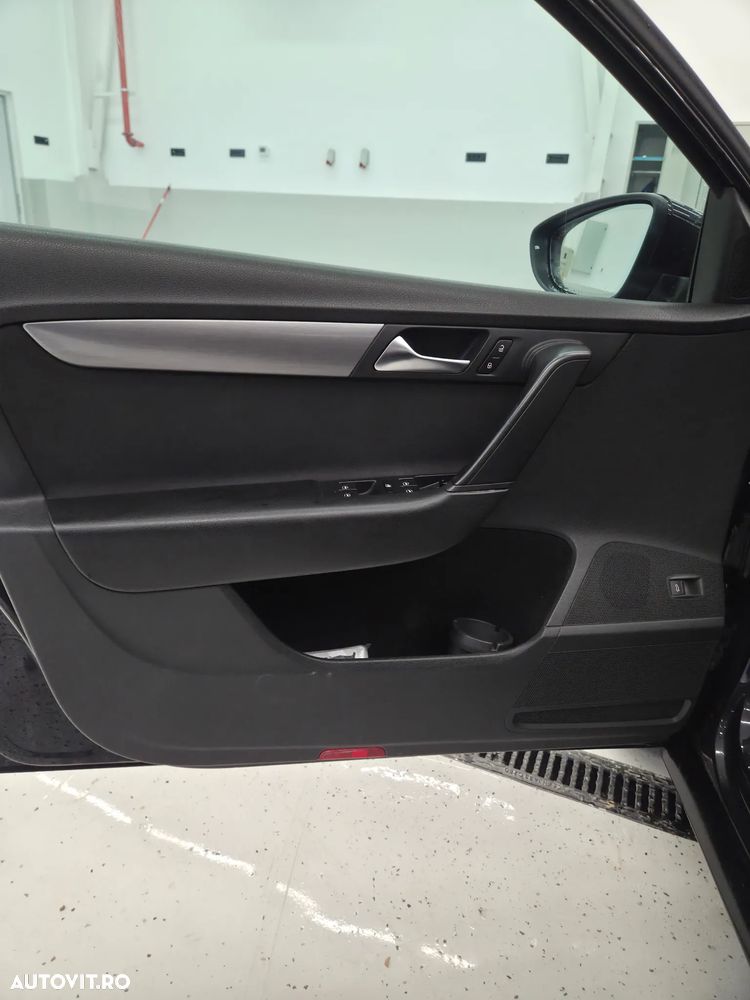 Volkswagen Passat 2.0 TDI Comfortline DPF - 13