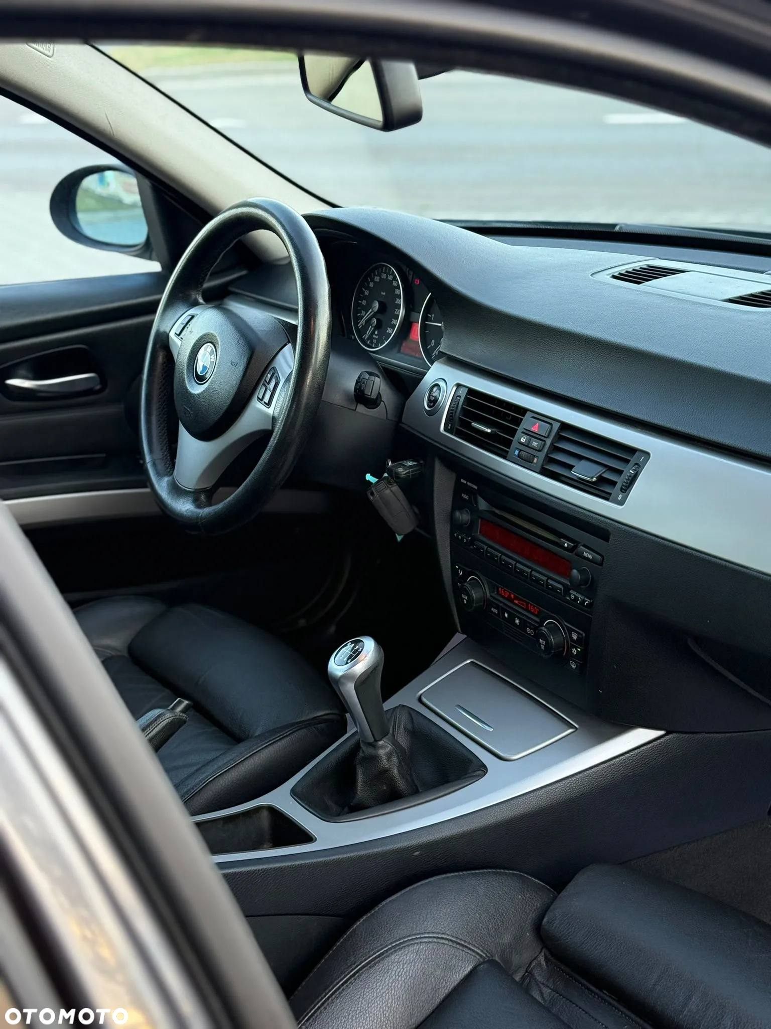 BMW Seria 3 320d - 6
