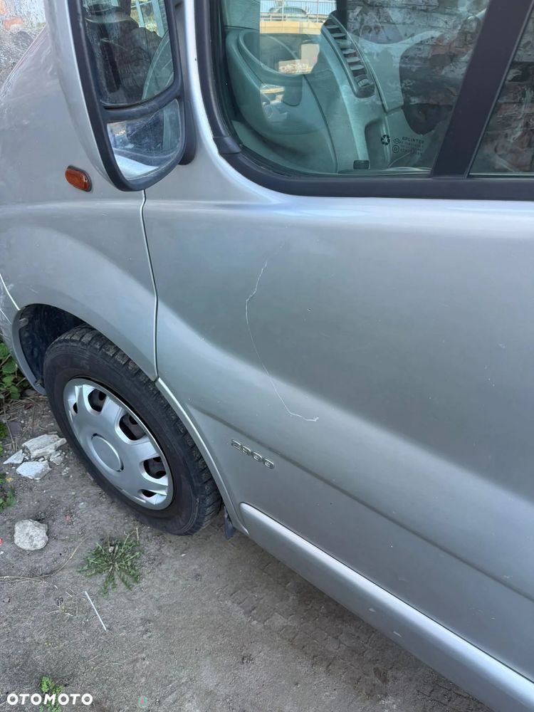 Opel Vivaro - 15