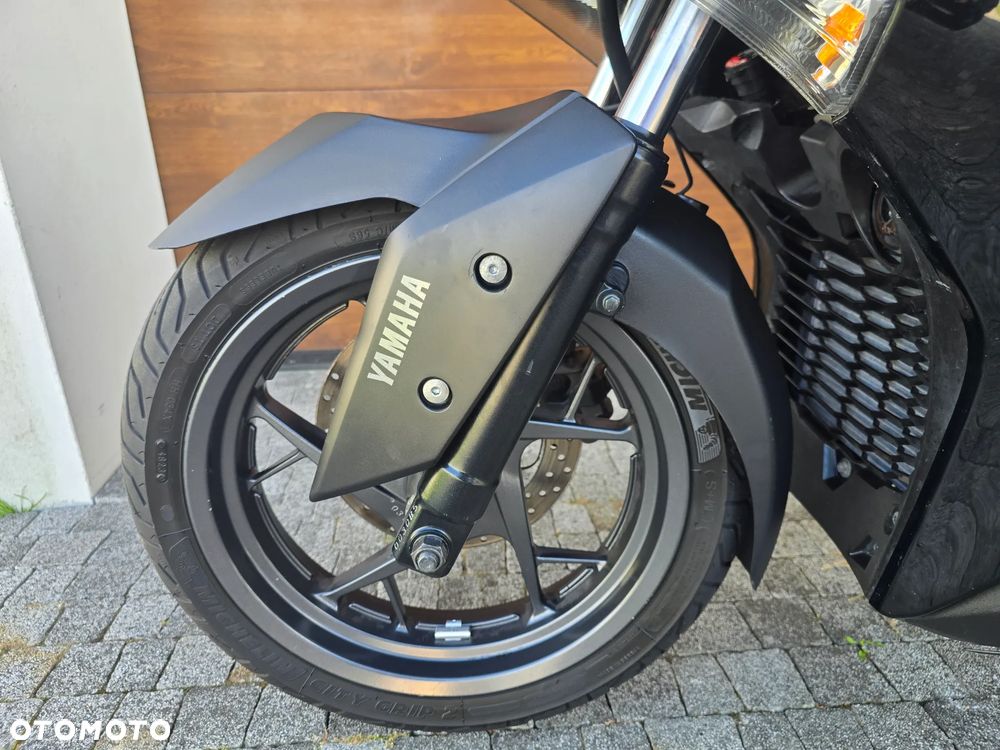 Yamaha X-max - 6