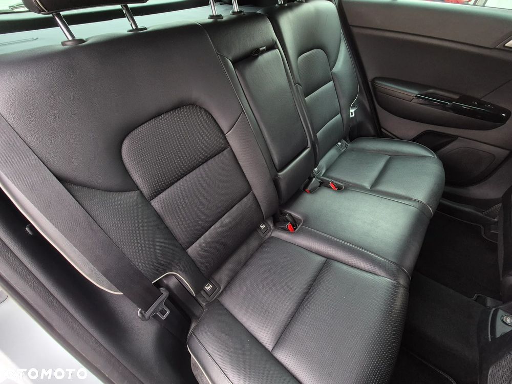 Kia Sportage 2,0 CRDI AWD GT Line - 17