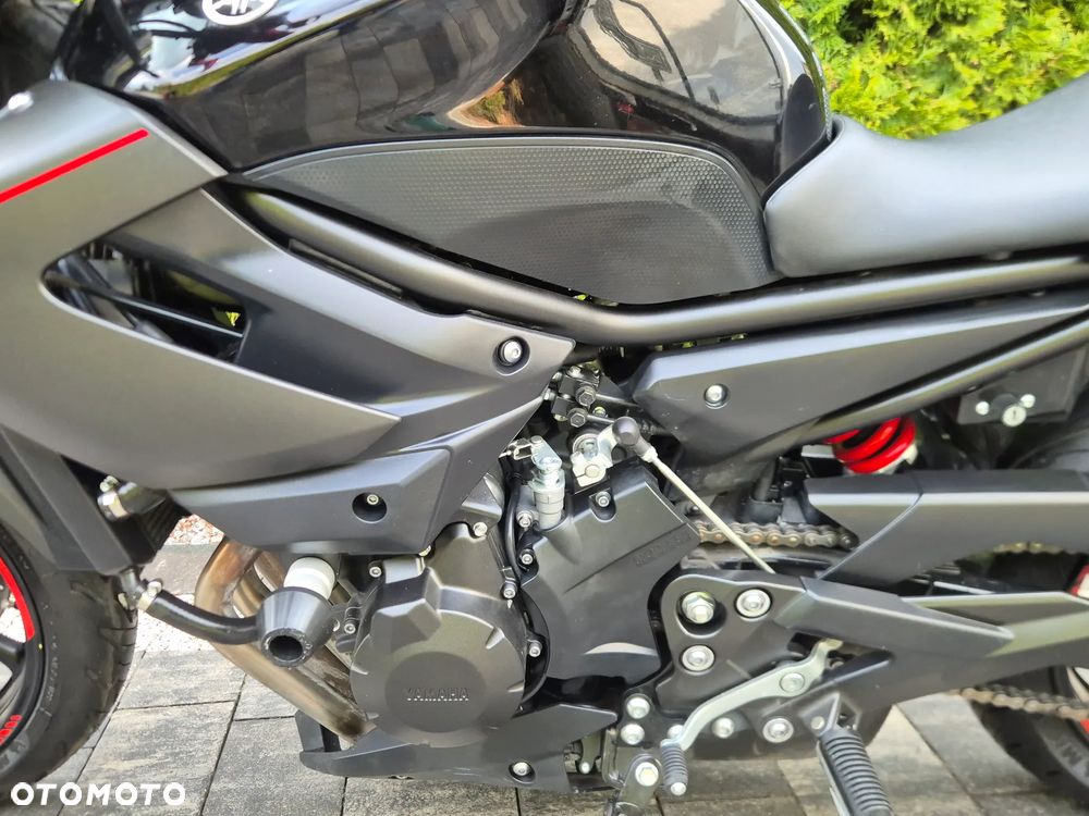 Yamaha XJ - 26