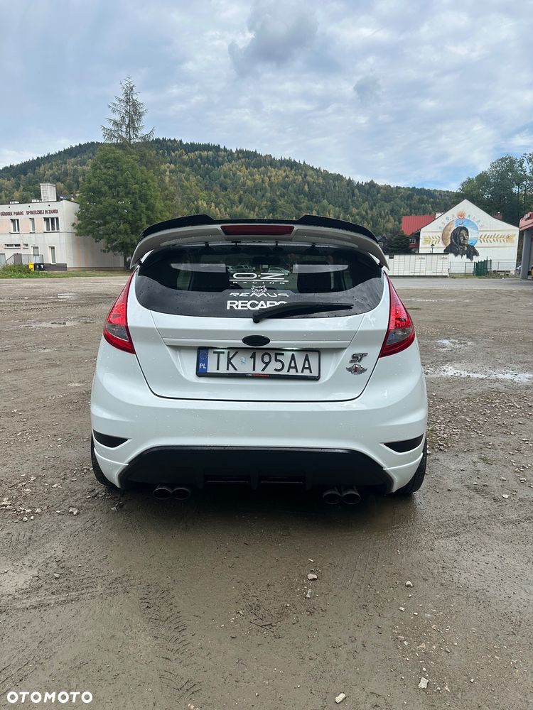 Ford Fiesta 1.6 Sport - 6