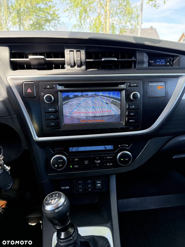 Toyota Auris - 10