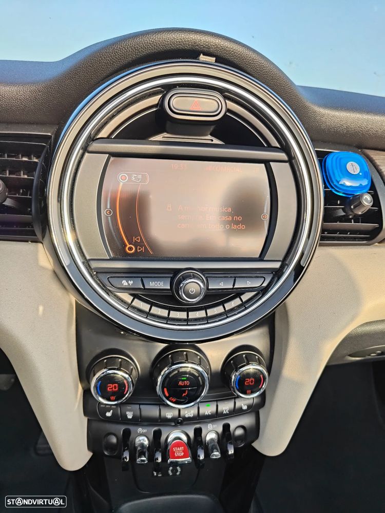 MINI Cabrio Cooper D - 14