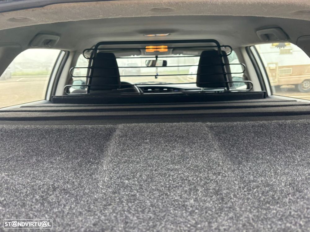 Toyota Auris 1.4 D-4D +AC - 13