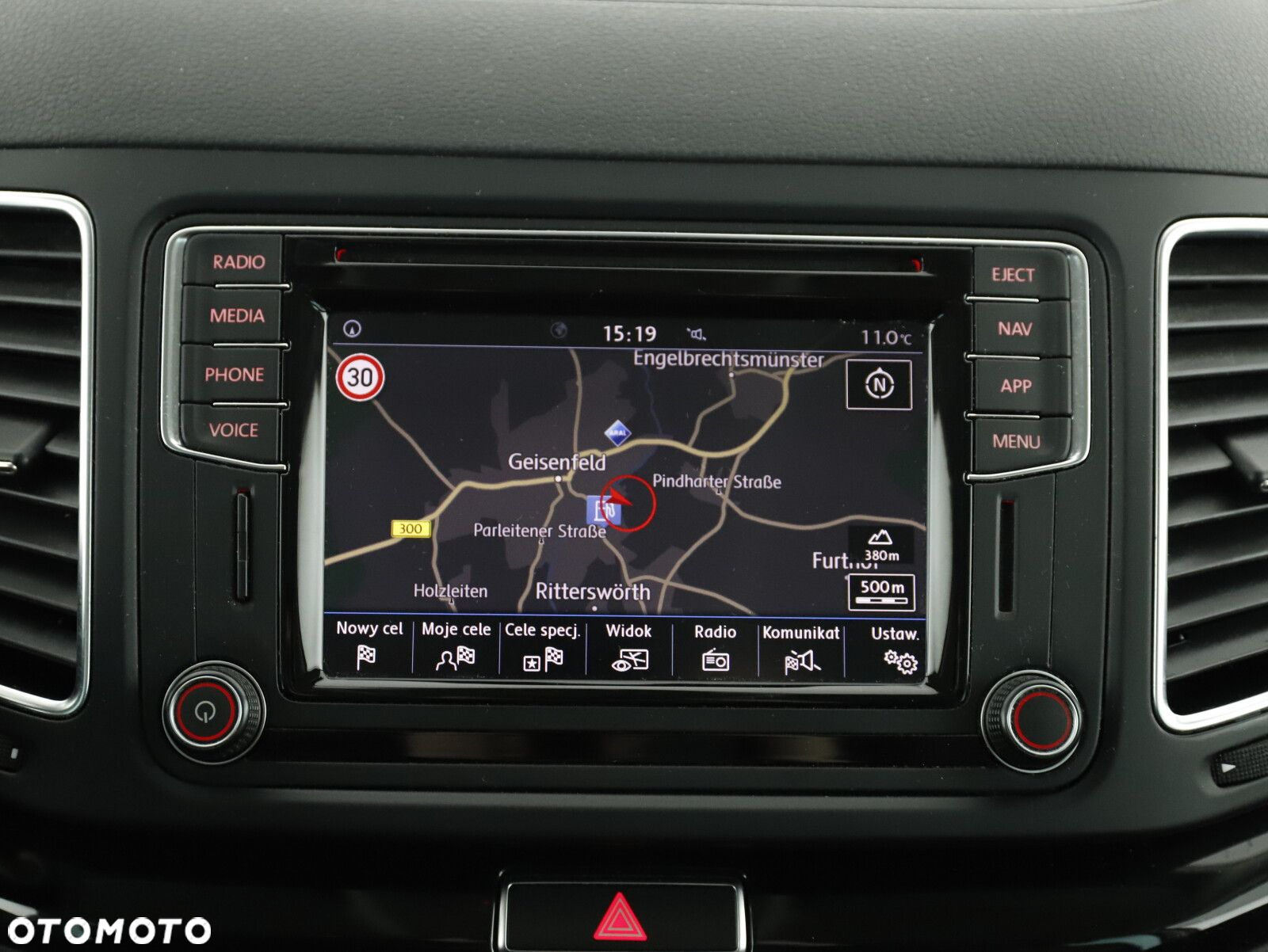 Volkswagen Sharan - 16