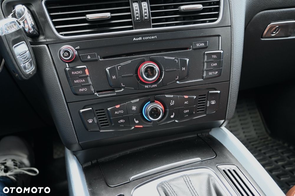 Audi Q5 2.0 TDI Quattro S tronic - 32
