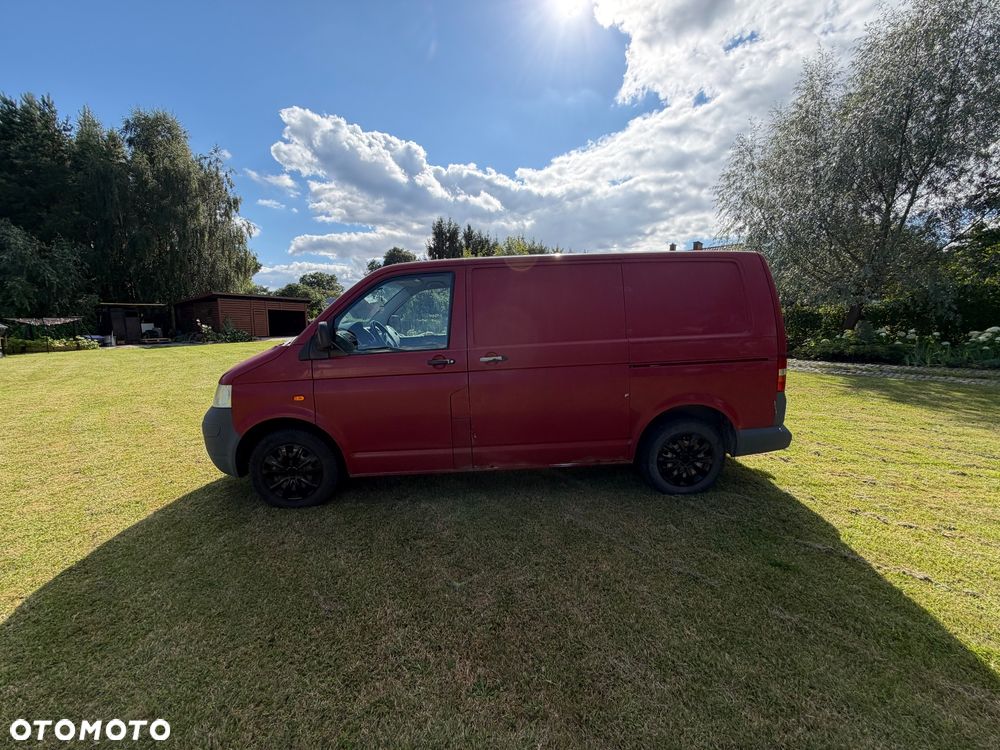 Volkswagen Transporter - 2