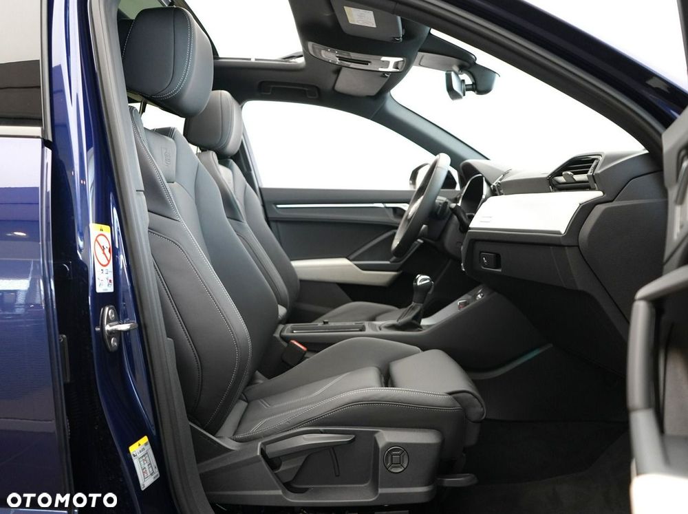 Audi Q3 - 30