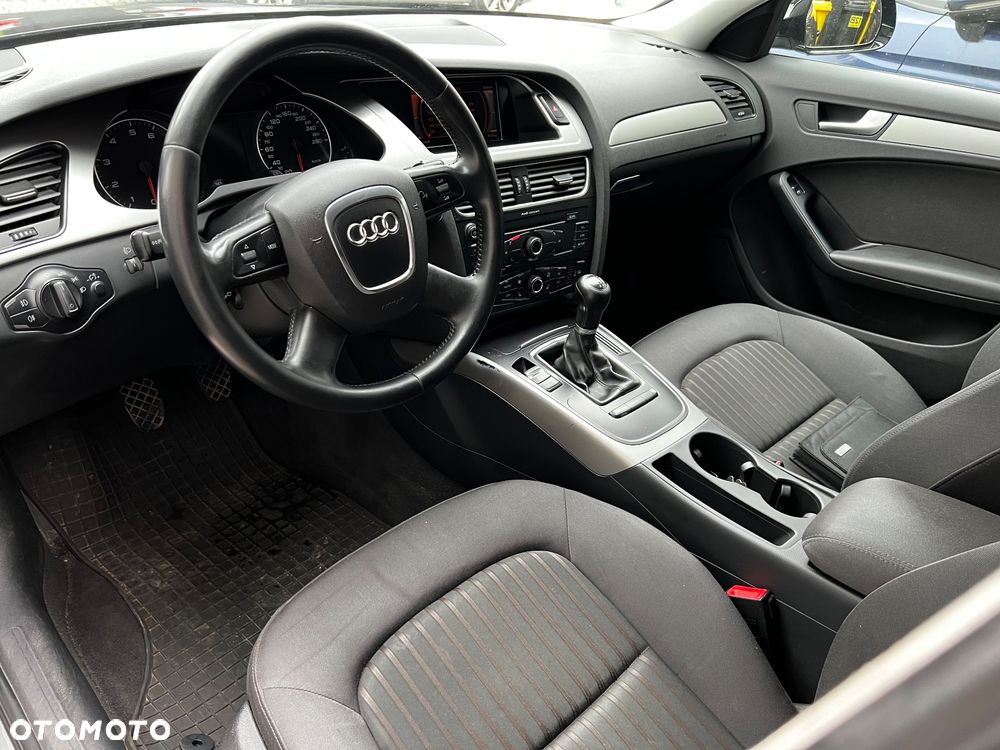 Audi A4 Avant - 20