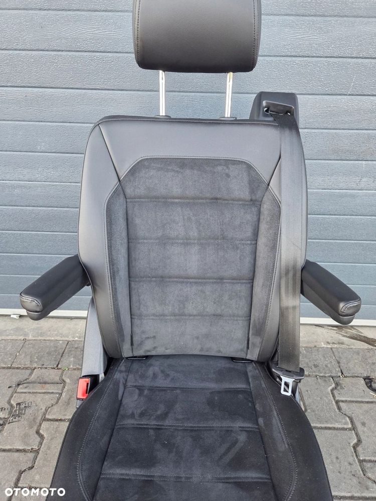 VW T6 MULTIVAN HIGHLINE fotel obrotowy tył drugi rząd skóra alcantara - 3