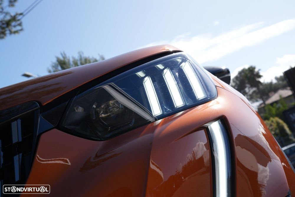 Peugeot 2008 1.2 PureTech GT Line - 35