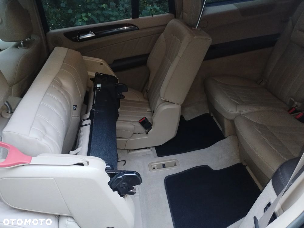 Mercedes-Benz GL - 16