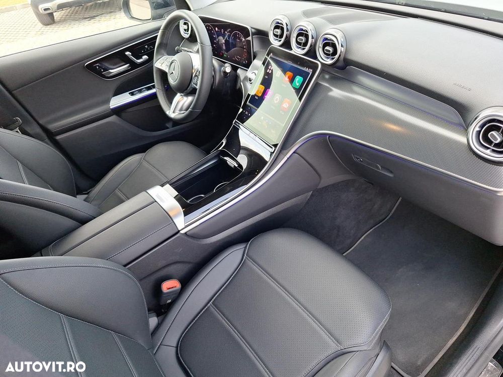 Mercedes-Benz GLC 300 e 4MATIC - 13
