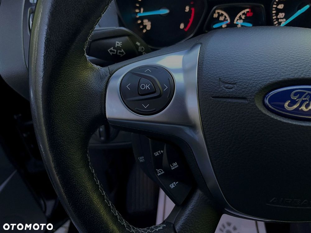 Ford Kuga 2.0 TDCi 4x4 Titanium - 22