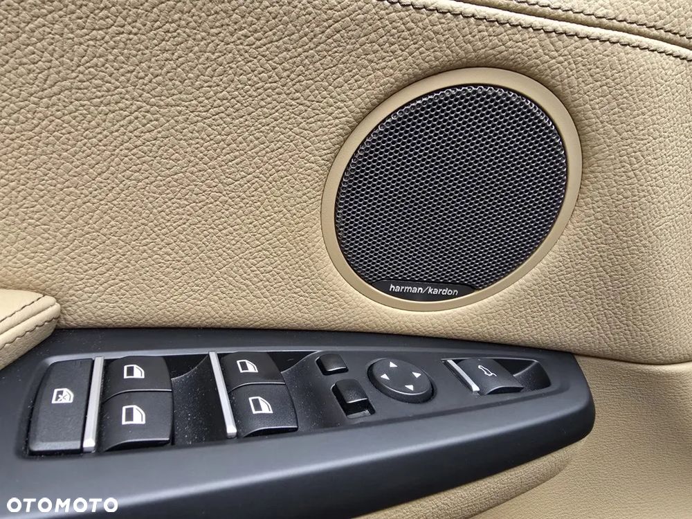 BMW X4 xDrive20d xLine - 12