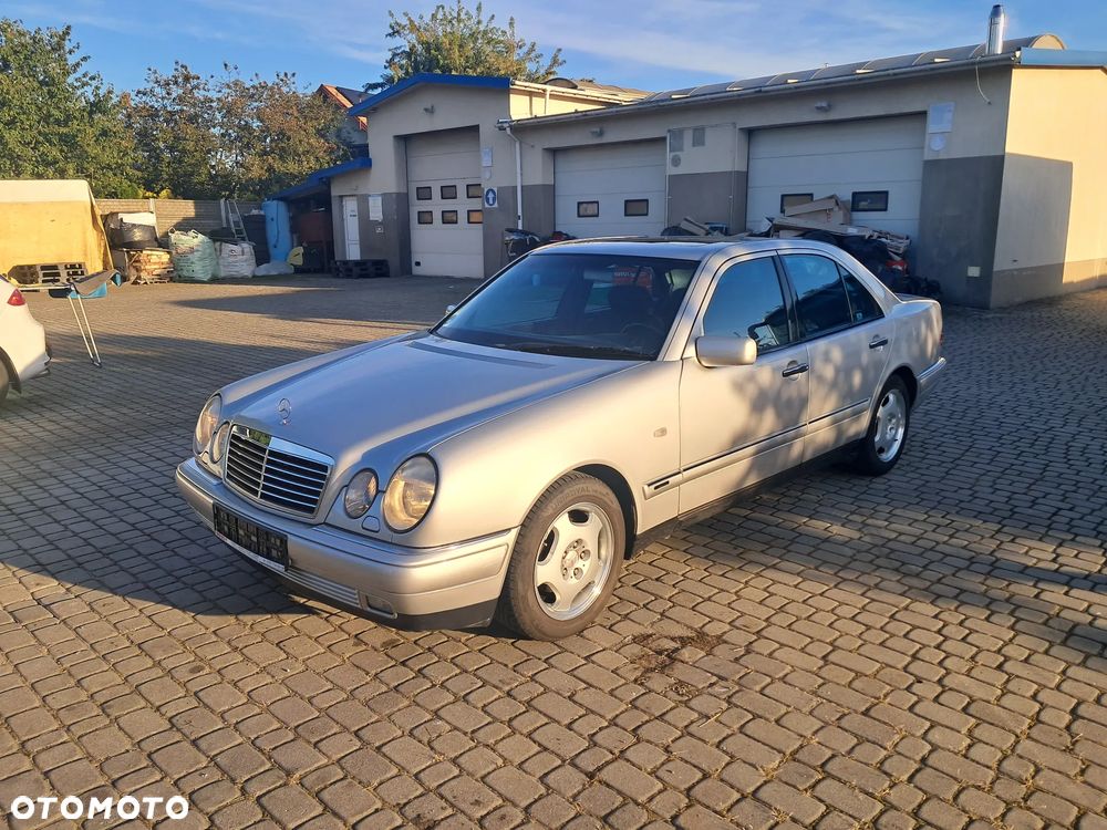 Mercedes-Benz Klasa E - 2