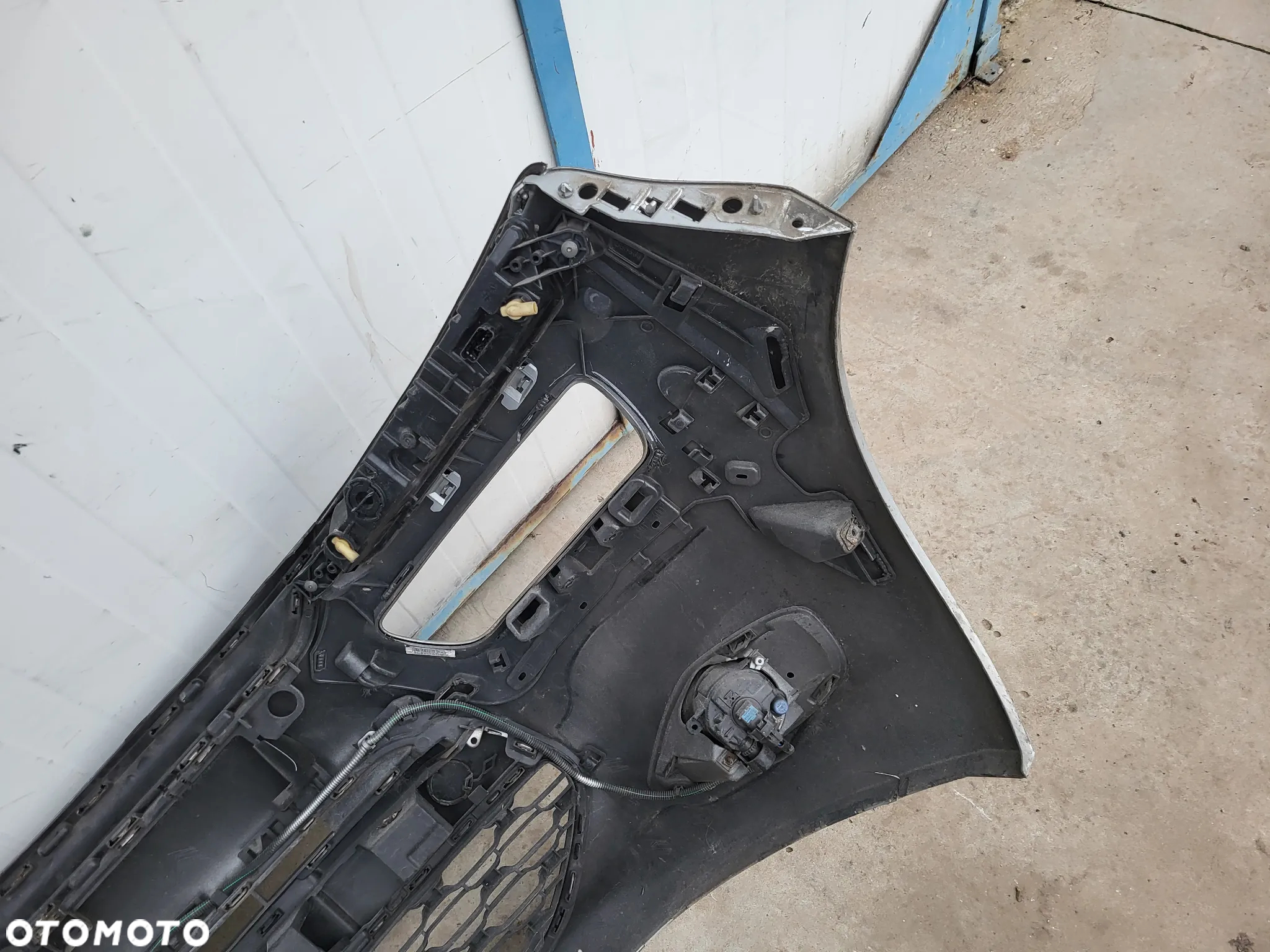 Zderzak przednie Citroen C4 Picasso II EZRC - 15