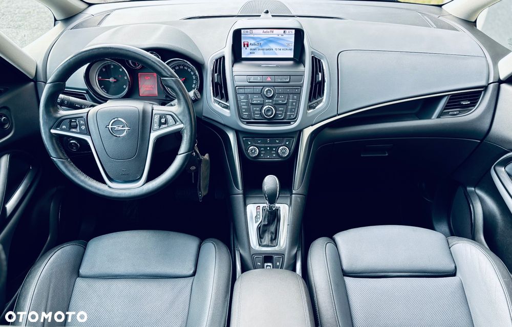 Opel Zafira - 12