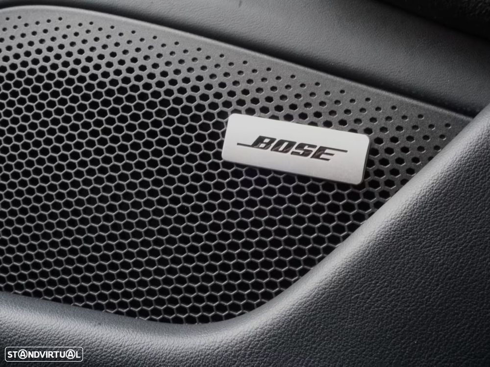 Porsche Taycan Sport Turismo - 21