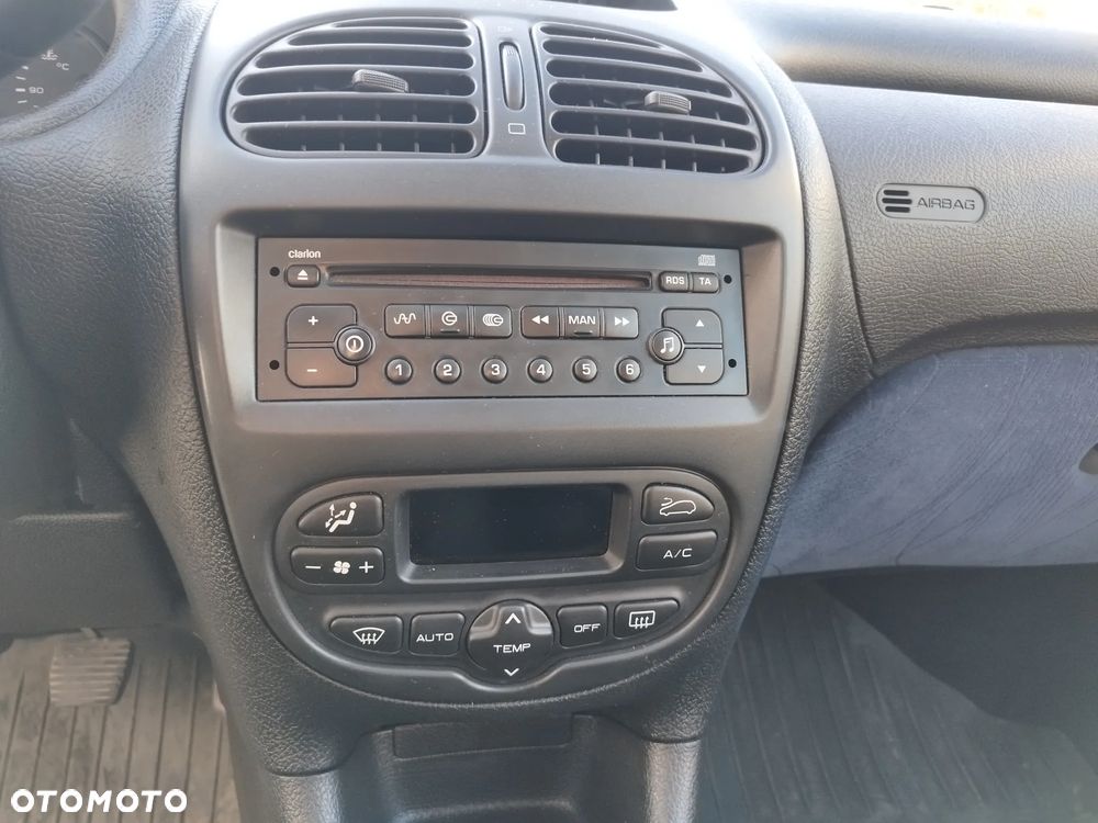 Peugeot 206 1.4 XT - 4