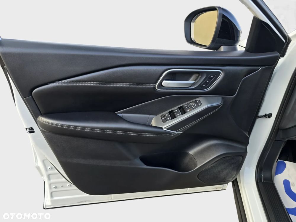 Nissan Qashqai 1.3 DIG-T MHEV Xtronic Tekna - 10