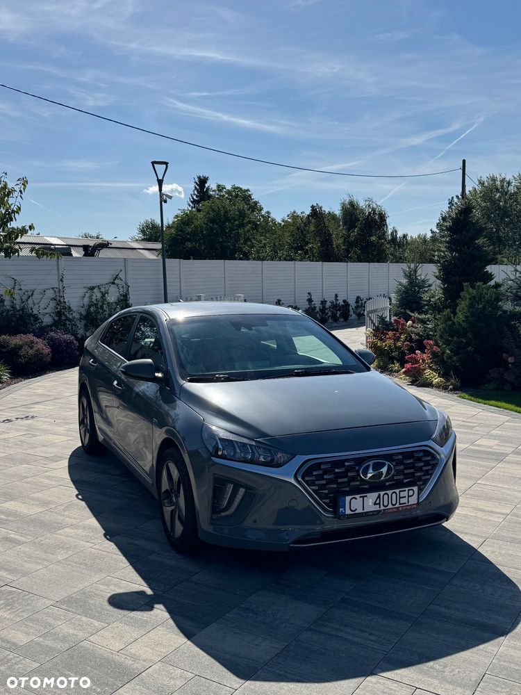 Hyundai IONIQ hybrid Premium - 4
