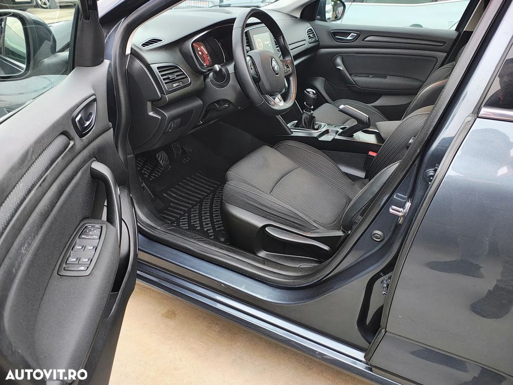 Renault Megane BLUE dCi 115 BUSINESS EDITION - 25