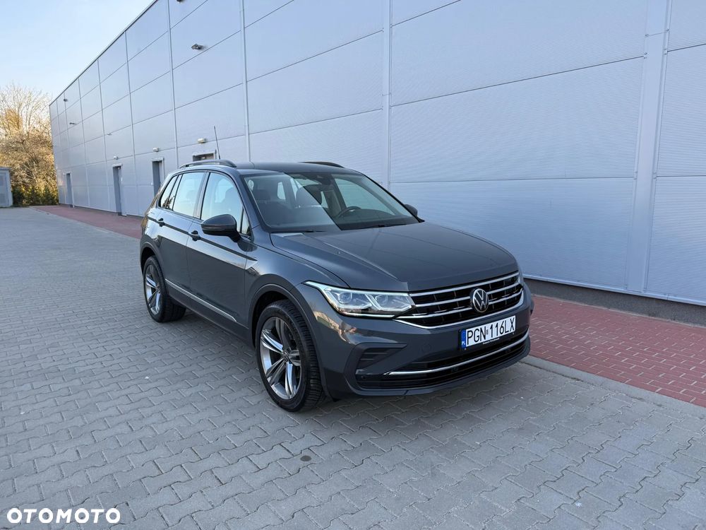 Volkswagen Tiguan 2.0 TDI SCR 4MotION DSG Elegance - 32