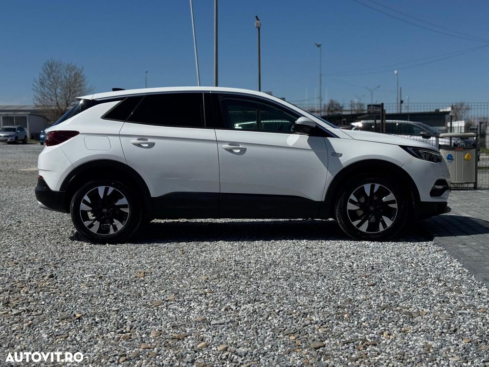 Opel Grandland X - 11
