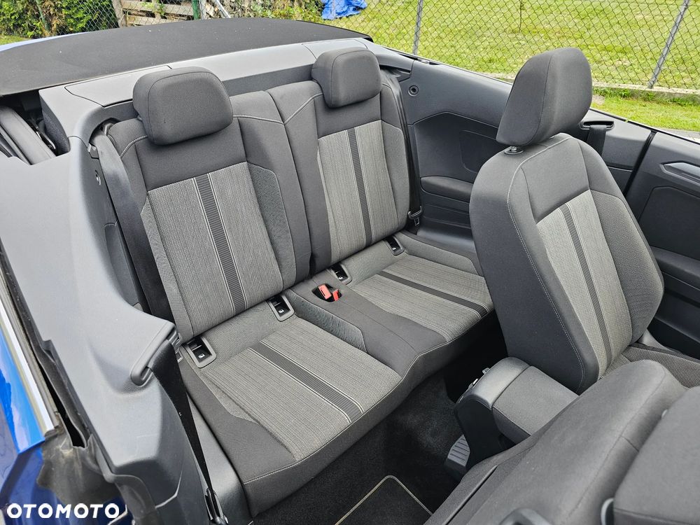 Volkswagen T-Roc - 28