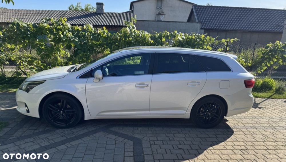 Toyota Avensis - 3