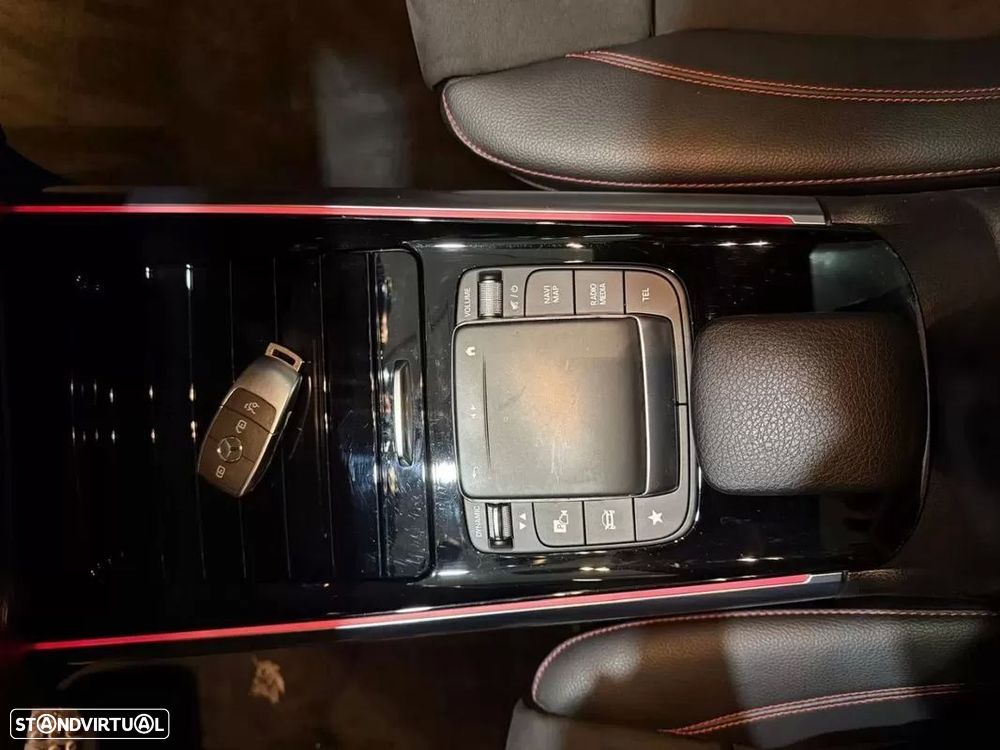 Mercedes-Benz GLA 250 e 8G-DCT AMG Line - 15