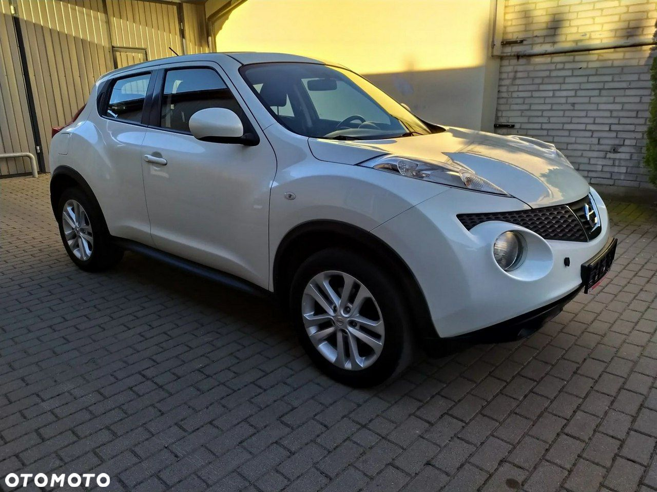 Nissan Juke 1.6 CVT Tekna - 9
