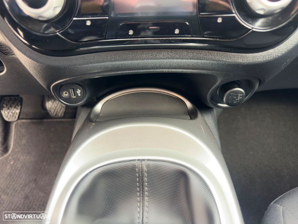 Nissan Juke 1.2 DIG-T N-Connecta - 30